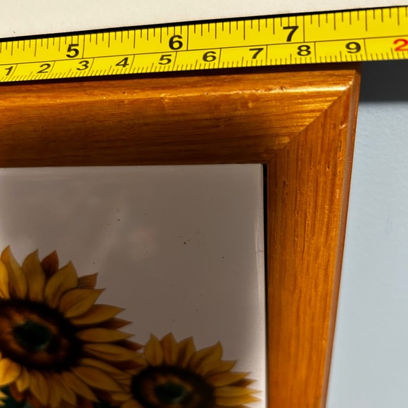 Vintage ceramic tile with sunflowers and wood frame - Picture 2 of 2